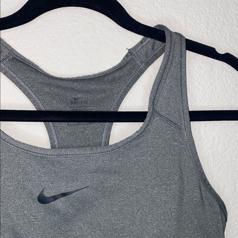 🎱Nike Grey Sports Bra! - Picture 2 of 6
